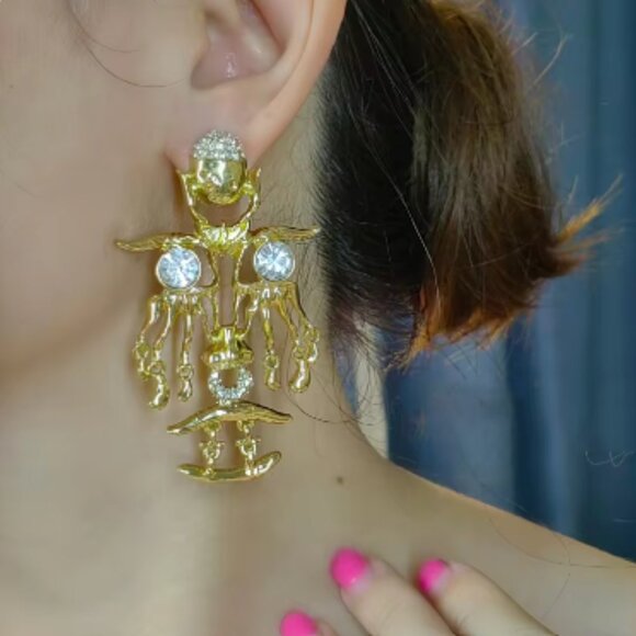 Schiaparelli Surrealist Inspired Large Statement Earrings Gold Designer … - Picture 4 of 13